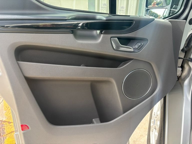 2018 Ford Tourneo Custom 2.0 320 TITANIUM L2 4DR Automatic MPV Diesel Automatic