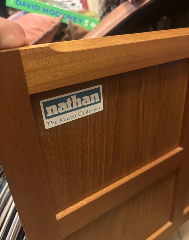 Nathon - mid century - side cabinet 