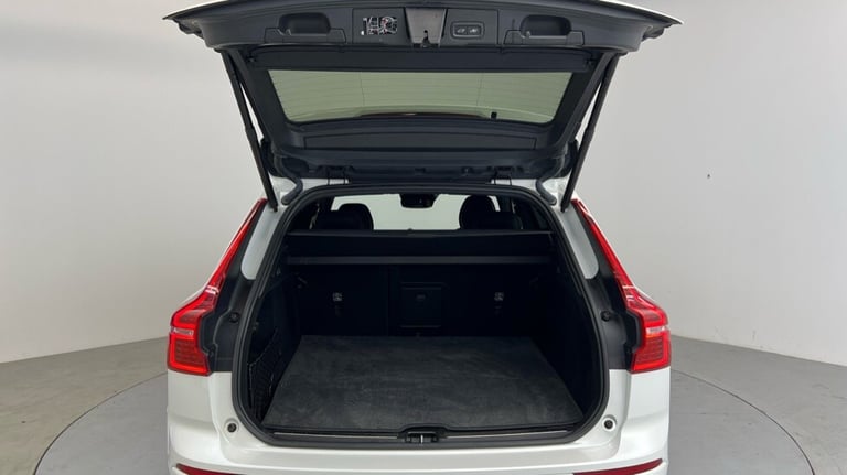 2021 Volvo XC60 T8 Twin Engine AWD Polestar Engineered Automatic Estate Petrol Parallel PHEV Auto...