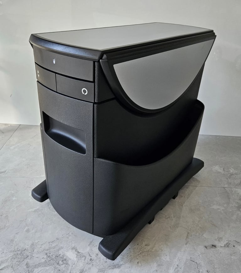 image for Caravelle cup/table 