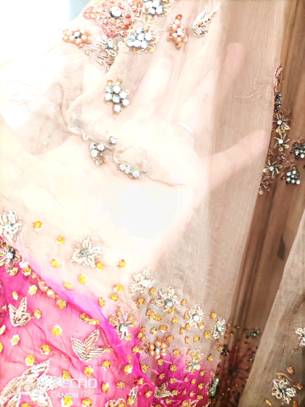 Wedding dress open to offer 