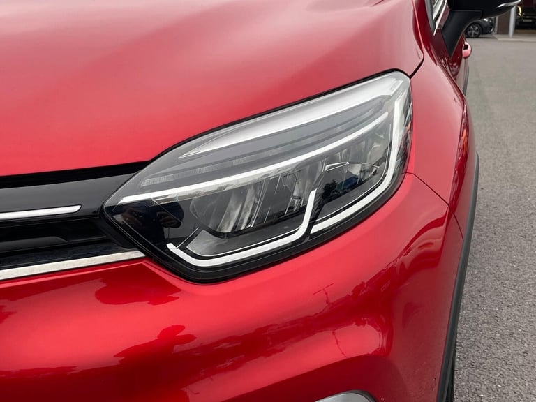 2018 Renault Captur 0.9 TCe ENERGY GT Line Euro 6 (s/s) 5dr HATCHBACK Petrol Manual