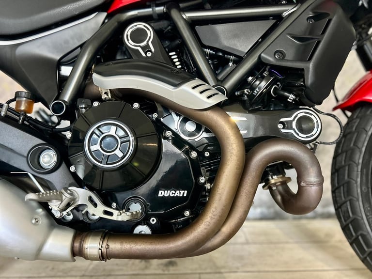 DUCATI SCRAMBLER 800, 2021, ONLY 1 OWNER & 1,758 MILES!! EXCELLENT COND