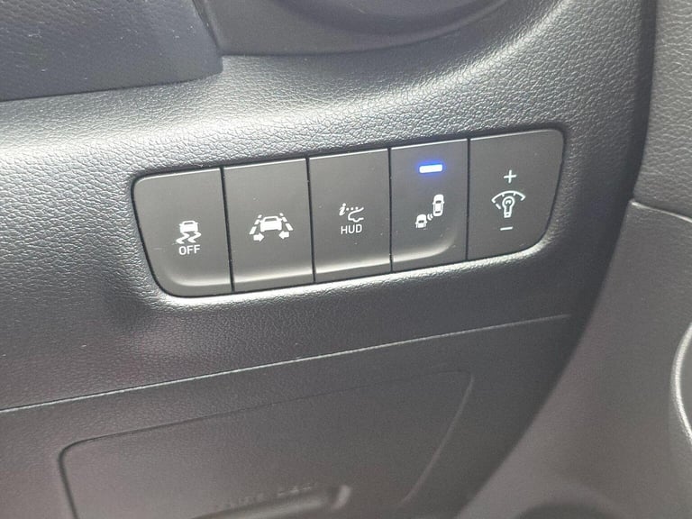 HYUNDAI KONA 1.6 T-GDi Premium GT DCT 4WD Euro 6 (s/s) 5dr 2019