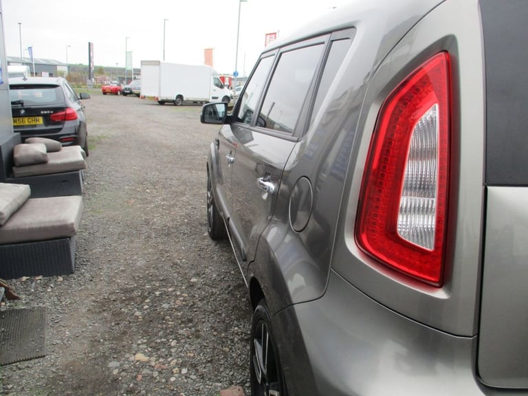 2013 Kia Soul 1.6 CRDi Quantum SUV 5dr Diesel Manual Euro 5 (126 bhp) HATCHBACK Diesel Manual