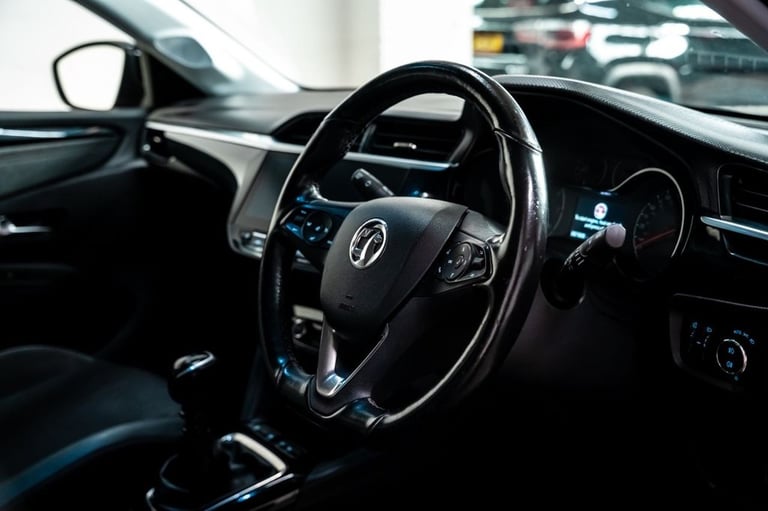 2020 Vauxhall Corsa 1.5 Turbo D Elite Nav Premium 5dr HATCHBACK DIESEL Manual