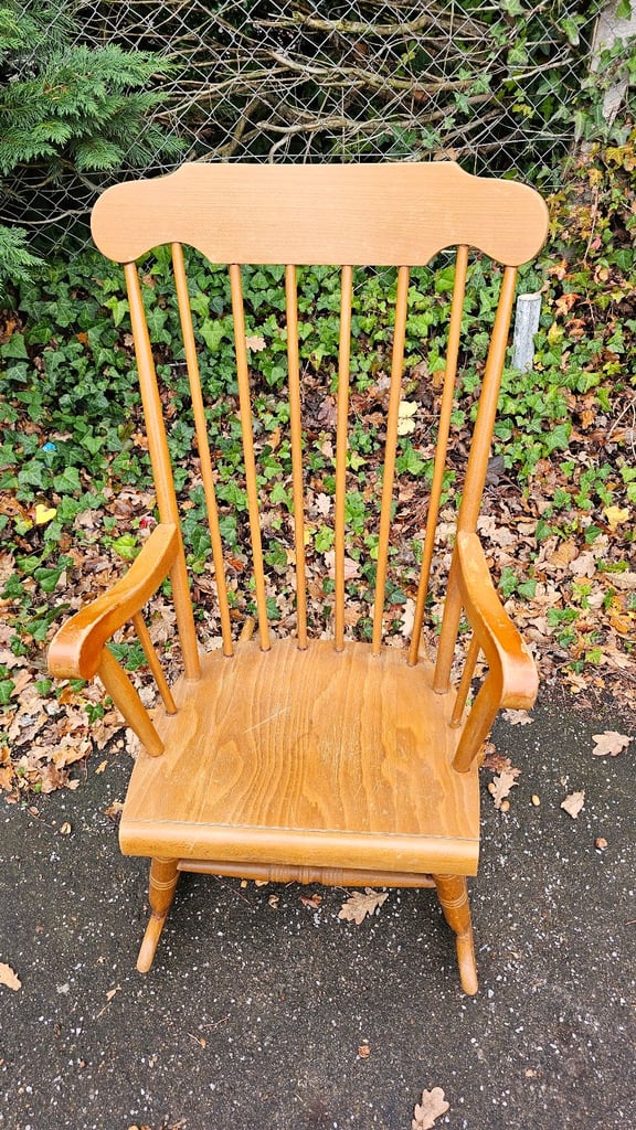 Wooden rocking chair £20