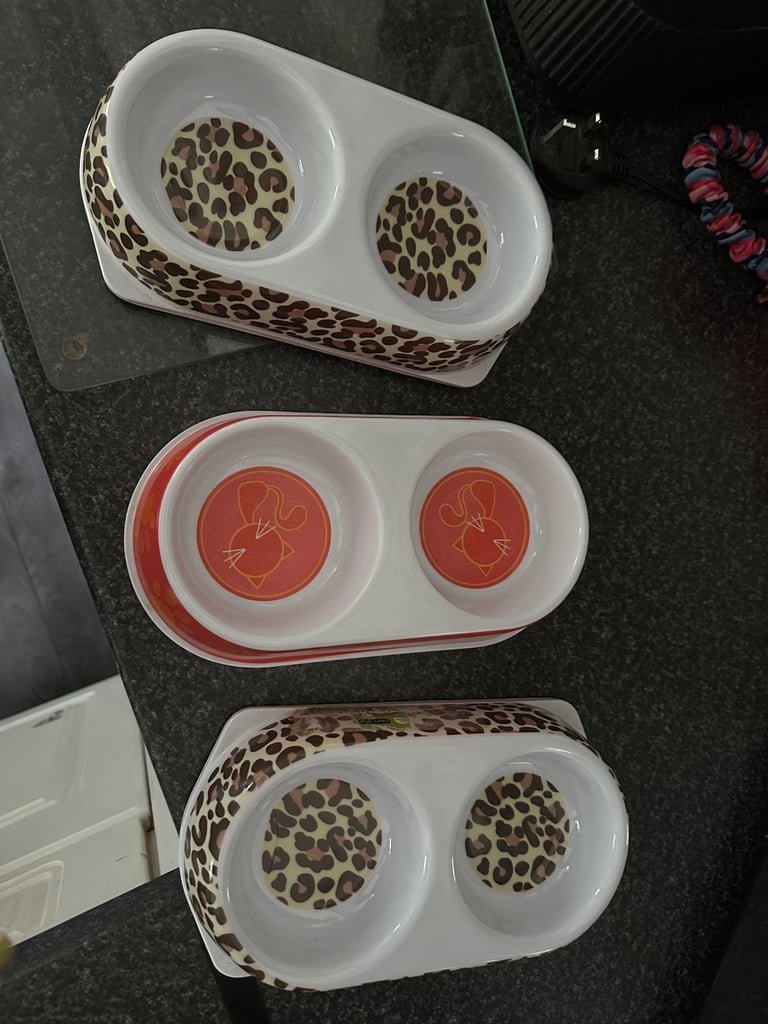 3 sets of double cat dishes 