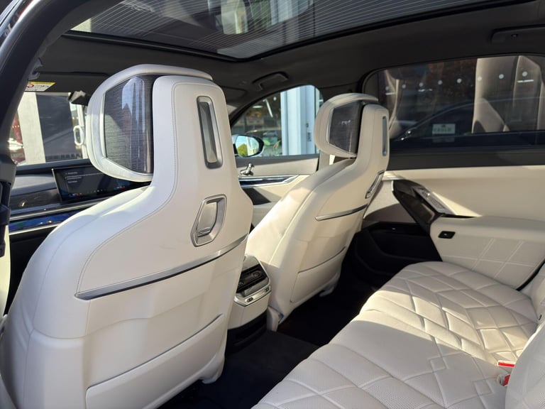 2025 BMW 7 Series 3.0 750e 22.1kWh Excellence Saloon 4dr Petrol Plug-in Hybrid Auto xDrive Eu SAL...