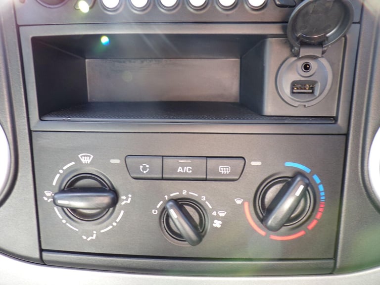 2018 Citroen Berlingo 1.6 BlueHDi Feel Multispace MPV 5dr Diesel Manual Euro 6 (100 ps) MPV Diese...