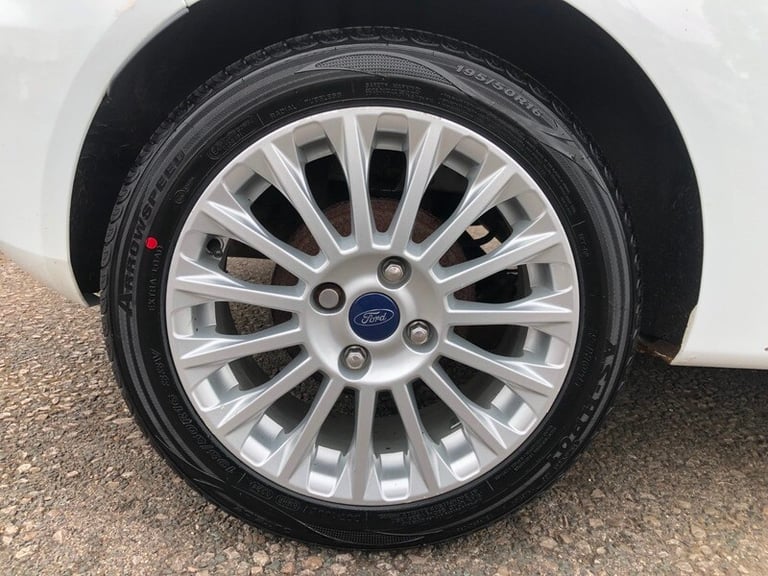 Ford Fiesta TITANIUM