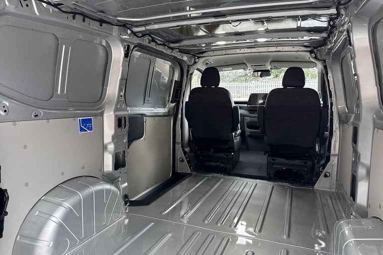 2025 Volkswagen Transporter T28 Panel Van Commerce Pro SWB 150 PS 2.0 TDI 8sp Automatic Van DIESE...