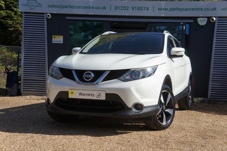 image for 2015 Nissan Qashqai 1.6 dCi N-Tec+ 5dr HATCHBACK Diesel Manual