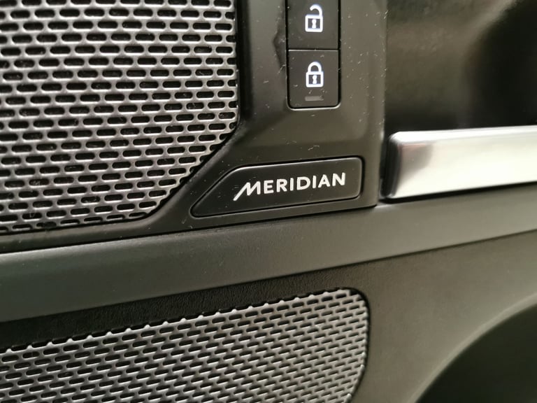 2023 Land Rover Defender 110 3.0 P400 MHEV X SUV 5dr Petrol Auto 4WD Euro 6 (s/s) (400 ps) - ADAP...