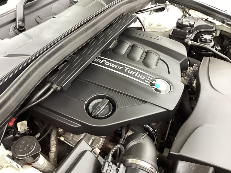 2013 BMW X1 xDrive 18d xLine 5dr ESTATE Diesel Manual