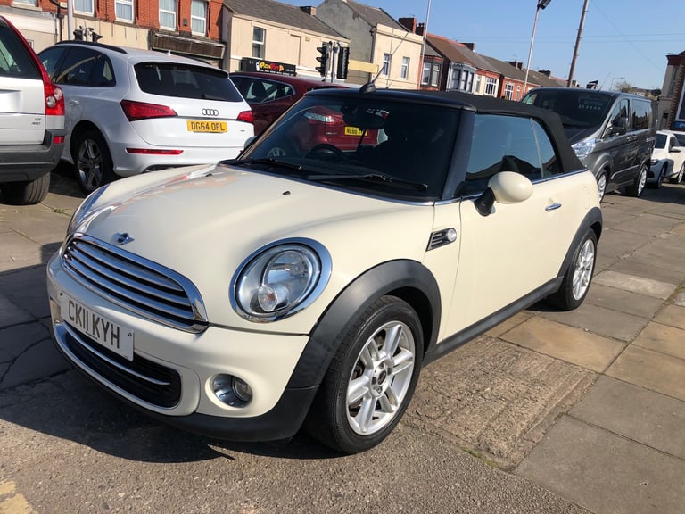 2011 MINI Convertible 1.6 Cooper [122] 2dr CONVERTIBLE Petrol Manual
