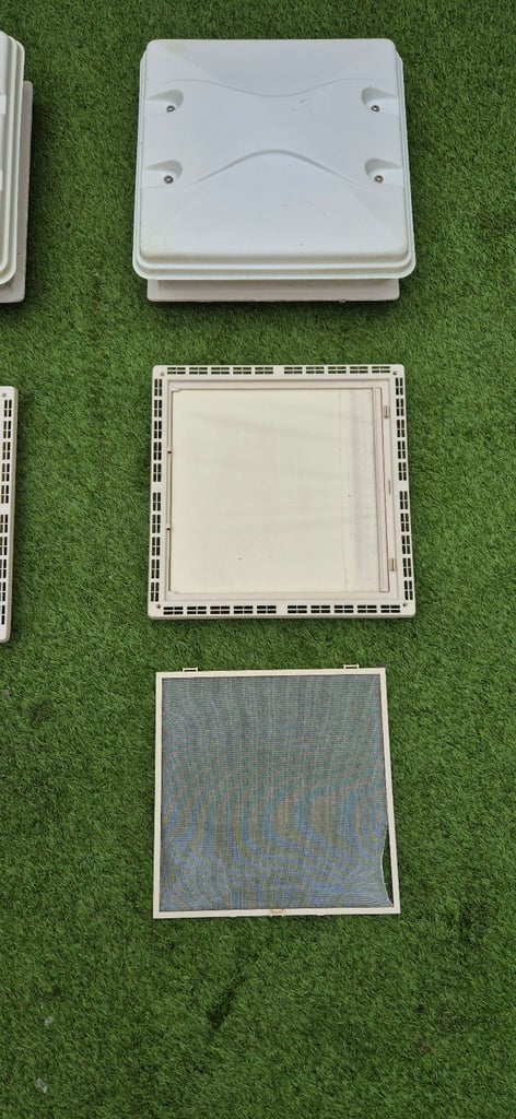 Skylights for camper caravan motorhome boat 400x400 and 280x280mm.