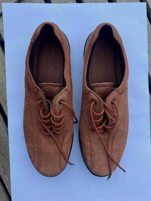 New Hotter women's leather Tone II comfortable shoes, colour is no longer available to buy 