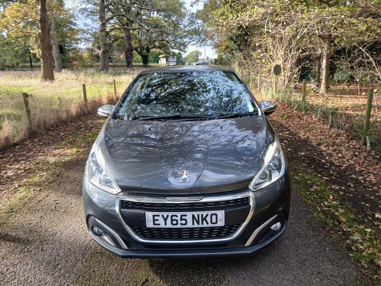2015 Peugeot 208 1.2 PureTech 82 Allure 3dr HATCHBACK PETROL Manual
