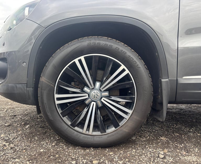 2013 Volkswagen Tiguan 2.0 TDI BlueMotion Tech Match DSG 4WD Euro 5 (s/s) 5dr ESTATE Diesel Autom...