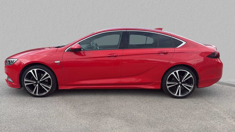 2018 Vauxhall Insignia 2.0 Turbo D SRi Vx-line Nav 5dr HATCHBACK DIESEL Manual