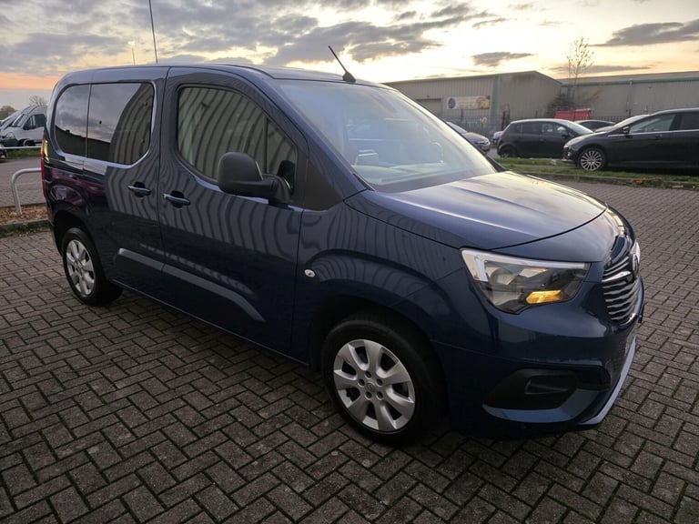 image for VAUXHALL COMBO LIFE 1.2 Turbo Energy 2019