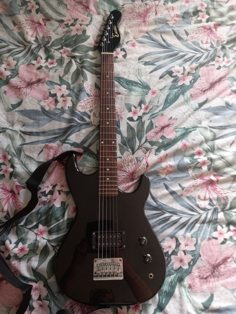 Vintage 1980s Encore single humbucker electric guitar. 
