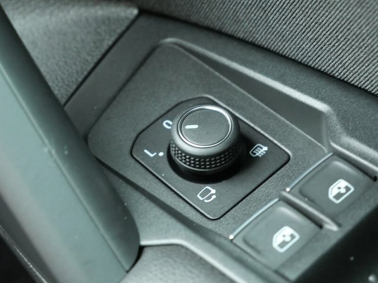 2023 Volkswagen Tiguan 1.4 TSI 13kWh Elegance SUV 5dr Petrol Plug-in Hybrid DSG Euro 6 (s/s) (245...