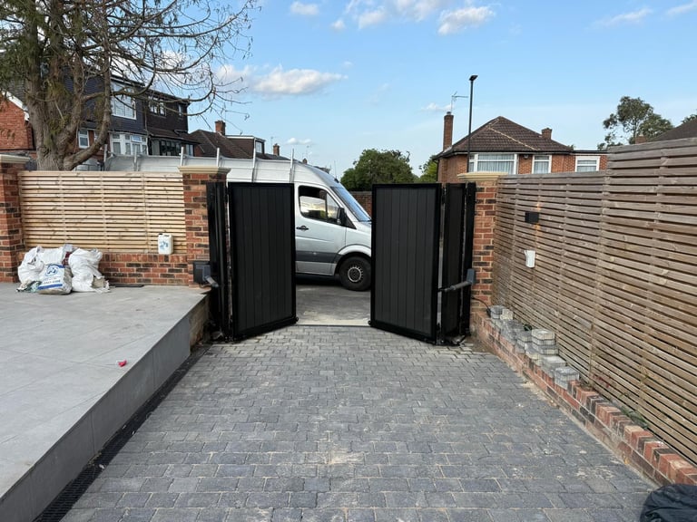 AUTOMATIC GATES