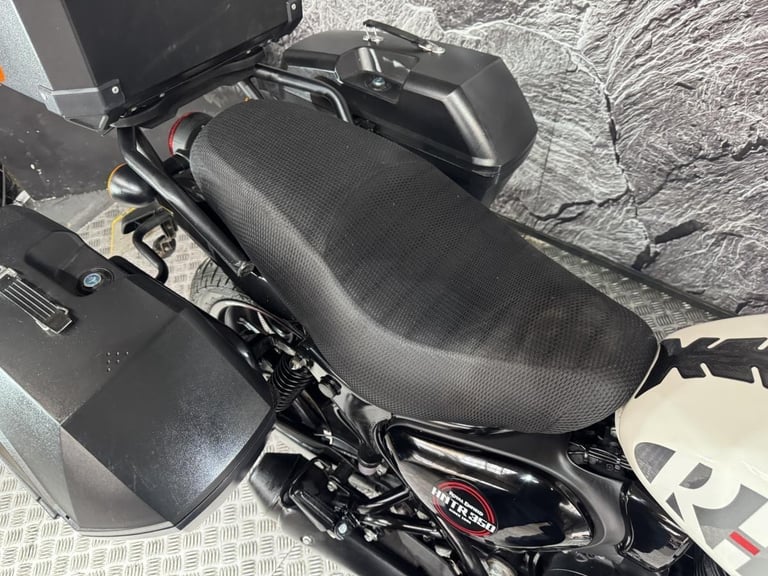 ROYAL ENFIELD HUNTER 350 2024