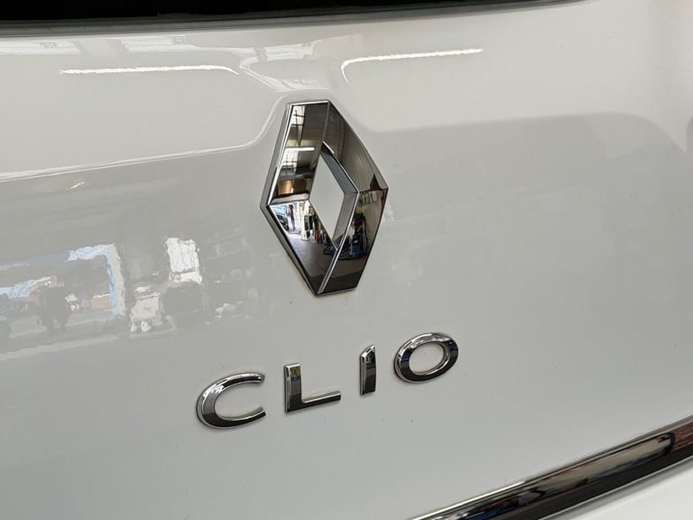 2015 Renault Clio 1.5 dCi Dynamique S Nav Hatchback 5dr Diesel Manual Euro 6 (s/s) (90 ps) Hatchb...