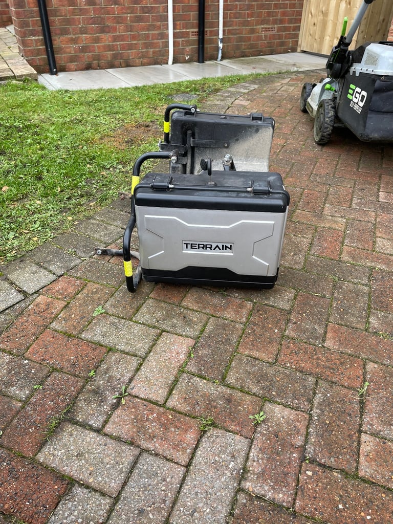 Sinnis Terrain 125cc Panions and front crash bars