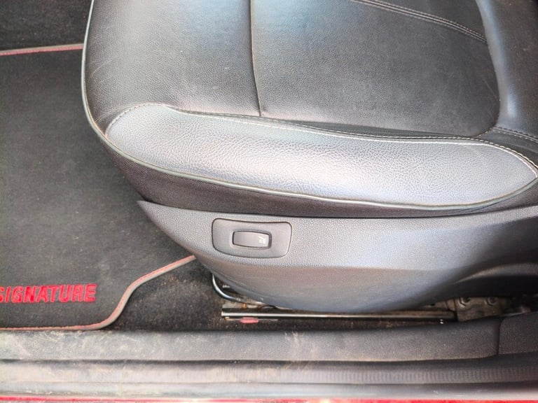 Renault Captur SIGNATURE NAV DCI