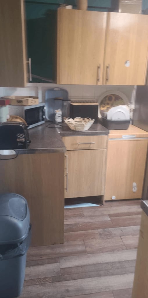 2 double beds