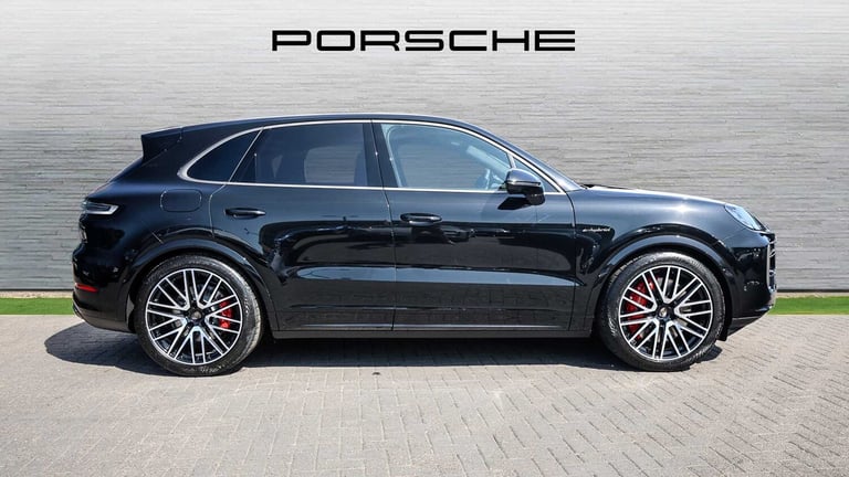 2025 Porsche Cayenne Estate Turbo E-Hybrid 5dr Tiptronic S Estate Plug-In Hy Automatic