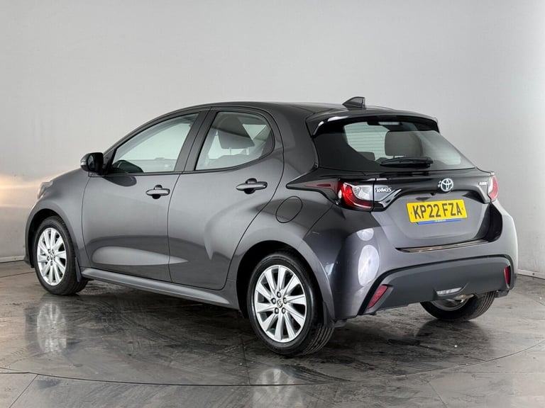 2022 Toyota Yaris 1.5 VVT-h Icon E-CVT Euro 6 (s/s) 5dr Hatchback PETROL/ELECTRIC Automatic