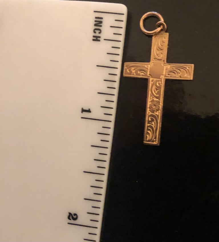 image for 9ct Gold Cross Pendant 