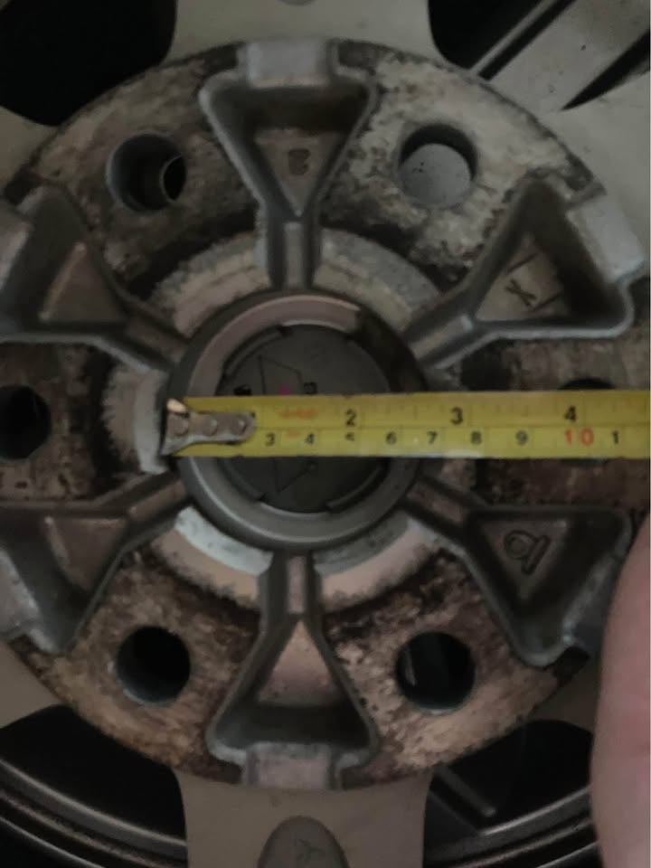 4 Tyres & 6 bolt Wheels/Alloys suitable for van or truck