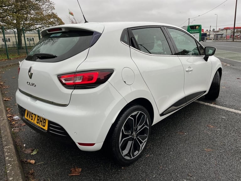 2017 Renault Clio 1.5 dCi 90 Dynamique S Nav 5dr Auto HATCHBACK DIESEL Automatic