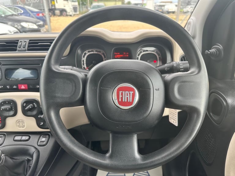 2015 Fiat Panda 1.2 Easy + Euro 6 5dr HATCHBACK Petrol Manual