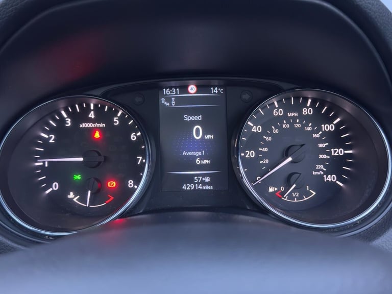 2017 Nissan Qashqai 1.2 DIG-T Tekna 2WD Euro 6 (s/s) 5dr HATCHBACK Petrol Manual