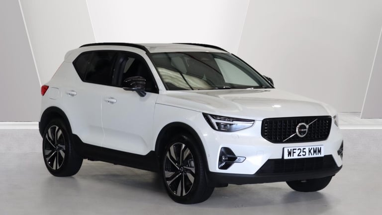 image for 2025 Volvo XC40 B4 (P) Ultra Dark (Sunroof, Harman Kardon, 360 Camera) ESTATE Petrol/Electric Hyb...