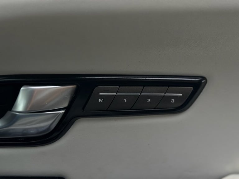 2016 Land Rover Range Rover Evoque 2.0 TD4 HSE Dynamic SUV 5dr Diesel Auto 4WD Euro 6 (s/s) (180 ...