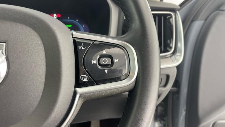 2022 Volvo V60 Recharge Plus T6 AWD plug-in hybrid Electric/Petrol Dark Automatic Estate Hybrid A...