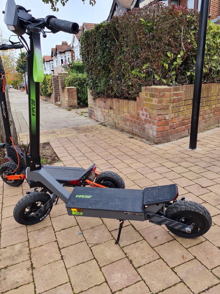 VIPCOO VS3 ELECTRIC SCOOTER FOR SALE 