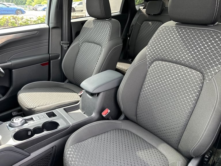 2024 Ford Kuga 5Dr Titanium 2.5 PHEV 243PS 2WD Auto Estate Petrol Parallel PHEV Automatic