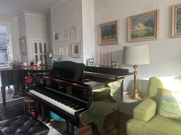 Yamaha C2 grand
