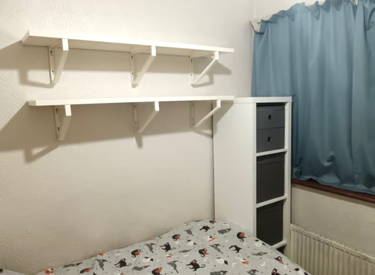 (Not a studio)Single room including bills Postcode IG2 6QS