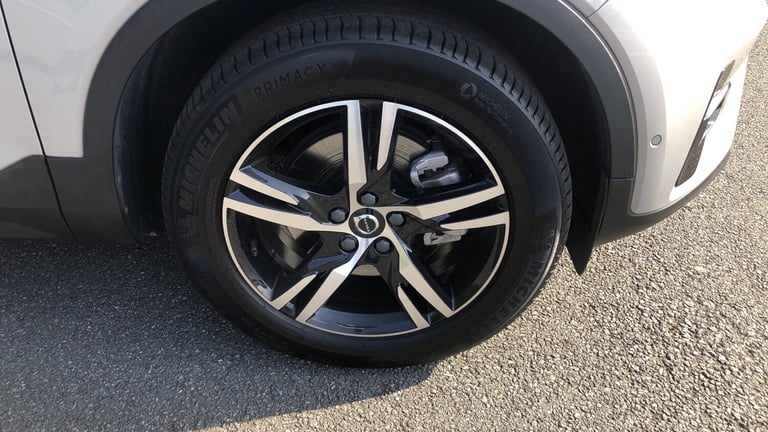 2023 Volvo XC40 2.0 B3P Plus Dark 5dr Auto Petrol Estate Estate Petrol Automatic