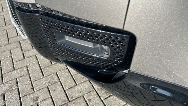 2024 Land Rover Defender 3.0 D250 X-Dynamic HSE 90 3dr Auto ESTATE DIESEL Automatic